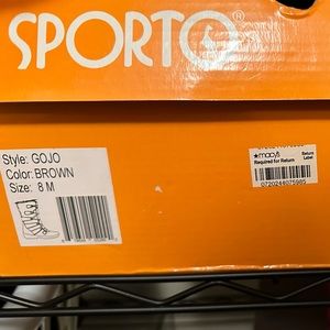 Sporto winter boots, waterproof, size 8, brown with pom pom laces